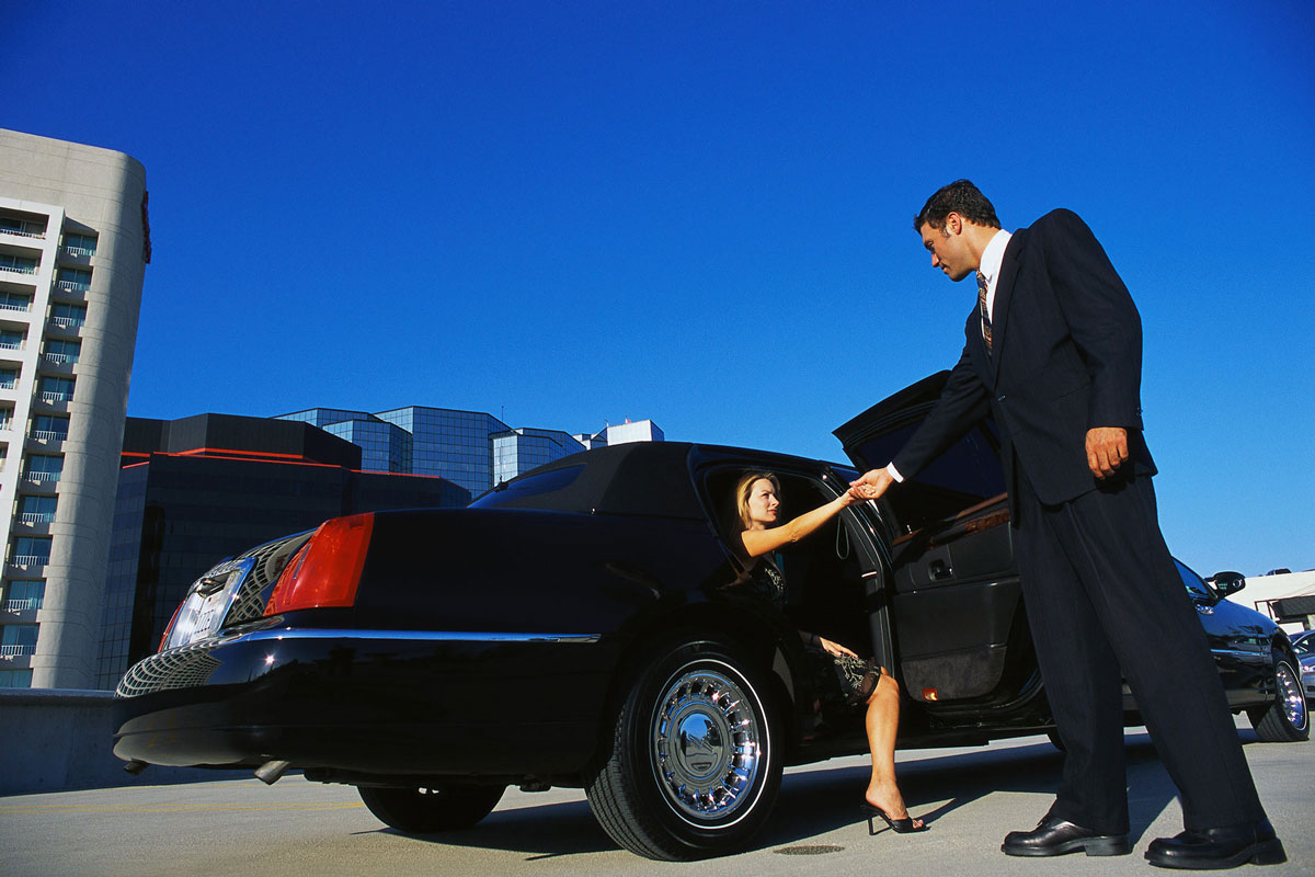 Limo Service in Brookhaven, Pa Kevin Smith Transportation Group